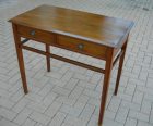 tavolino scroittoio liberty in legno massello con cassetti e gambe a spillo restaurata